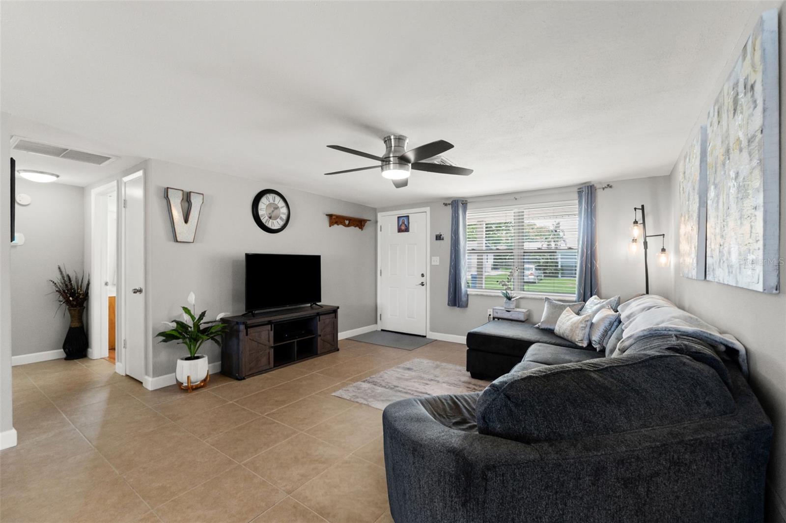 9135 HERMITAGE LN — photo 14