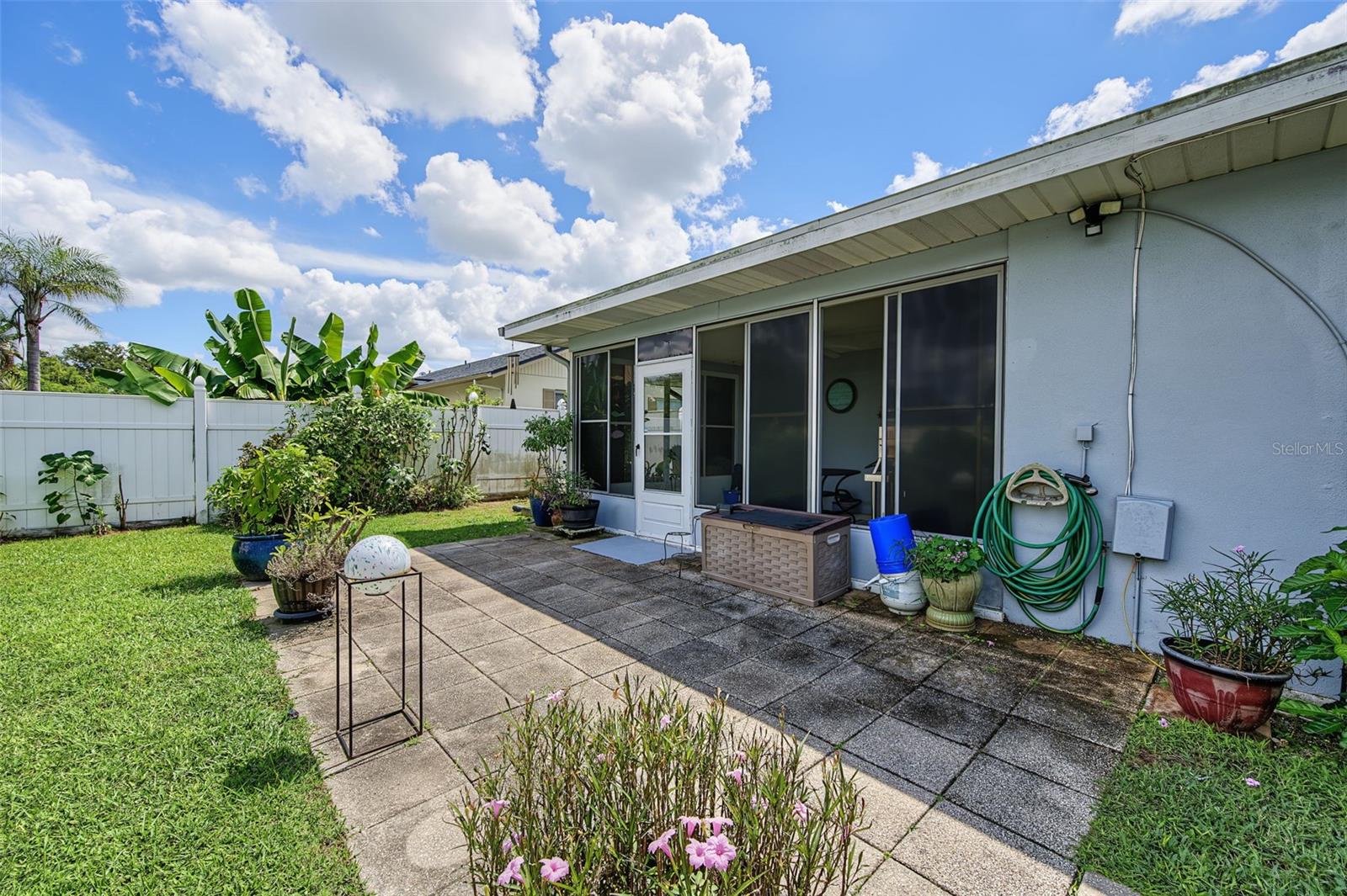 155 SEASIDE CT — photo 37