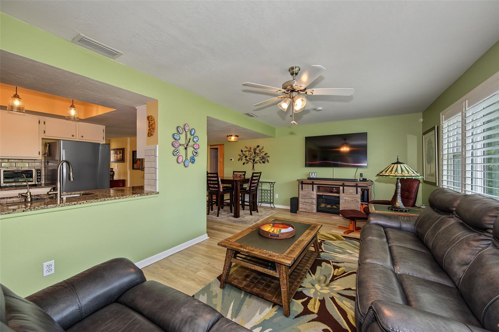 155 SEASIDE CT — photo 24
