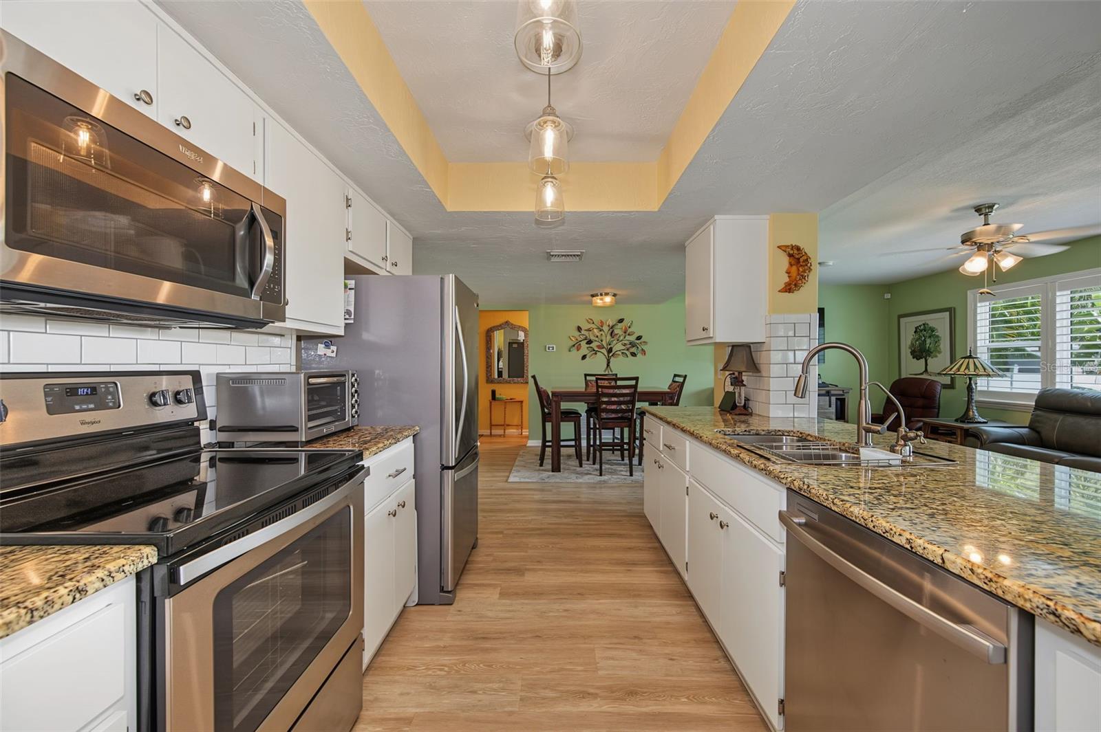 155 SEASIDE CT — photo 18