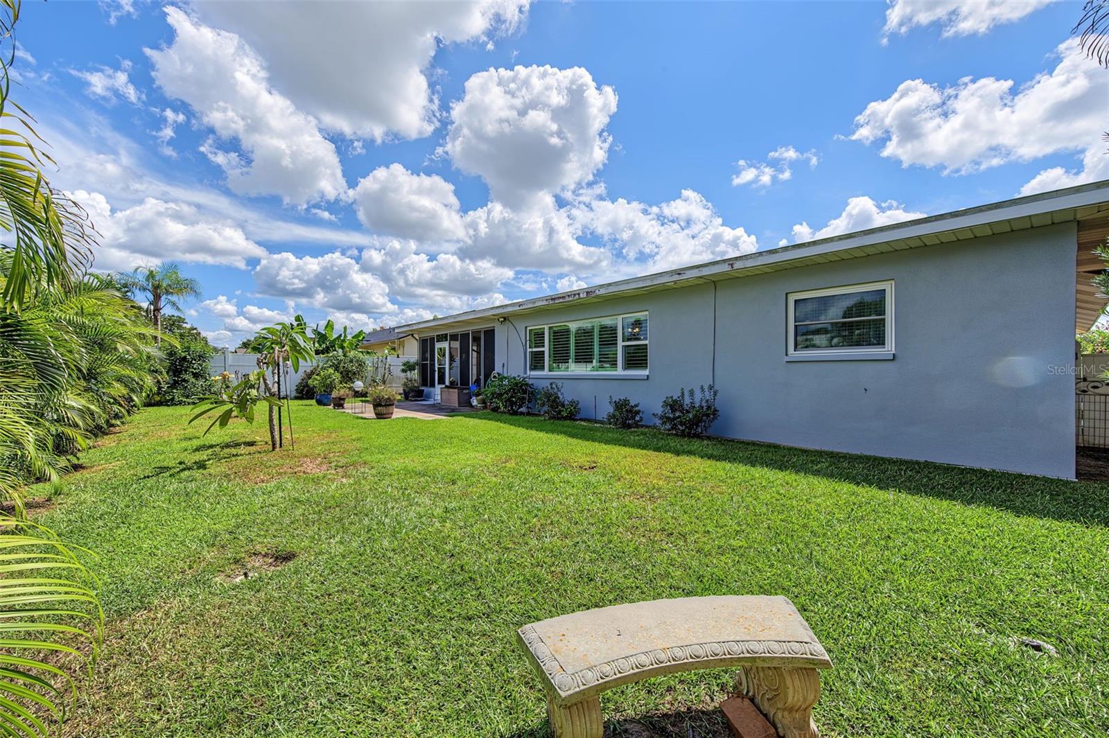 155 SEASIDE CT — photo 39