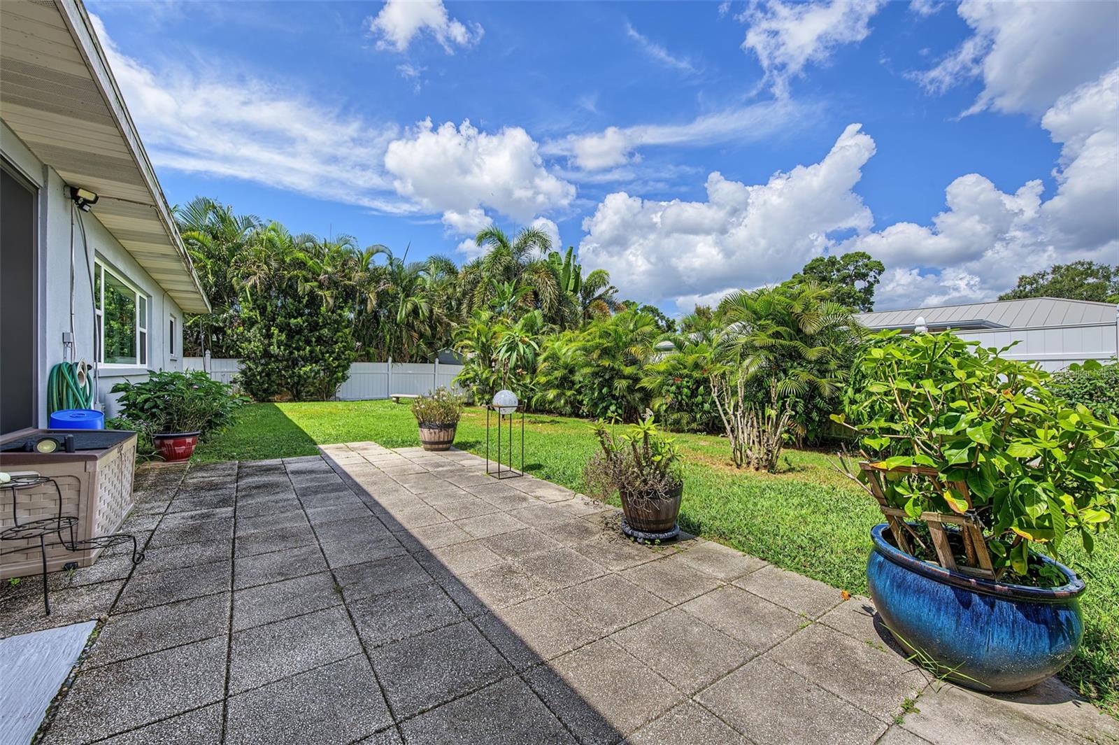 155 SEASIDE CT — photo 36