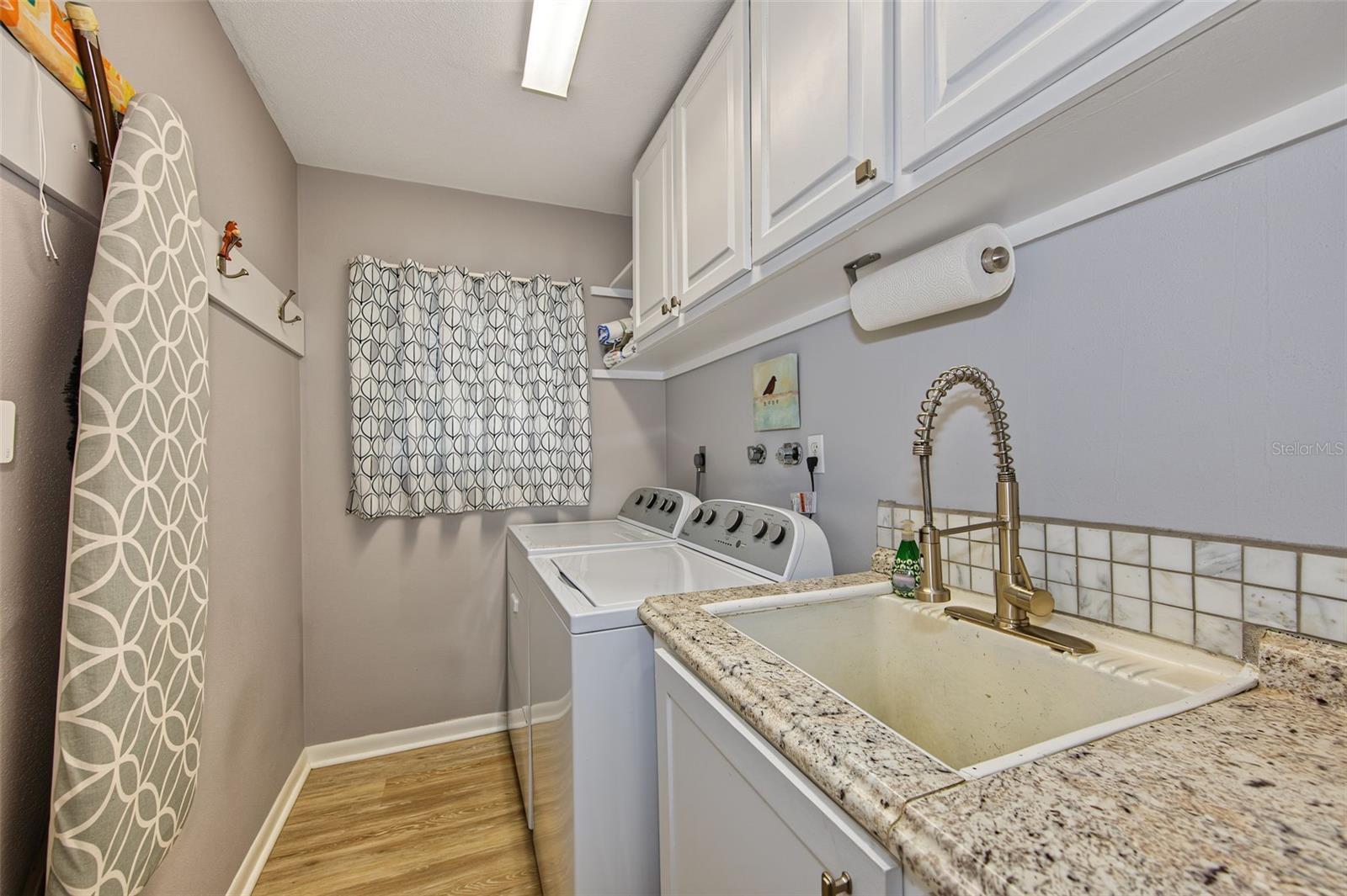 155 SEASIDE CT — photo 32