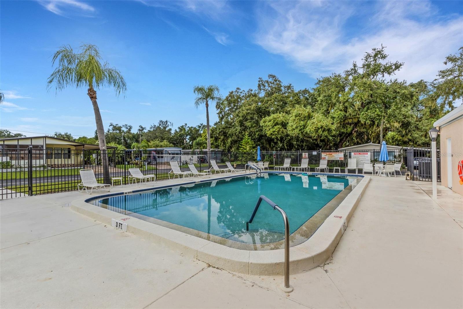 3104 DARNEA LN — photo 45