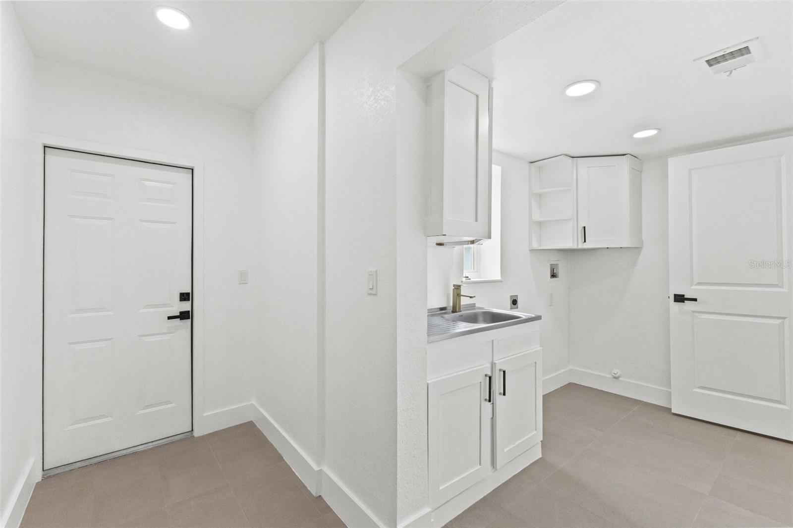 16116 SANDCREST WAY — photo 37