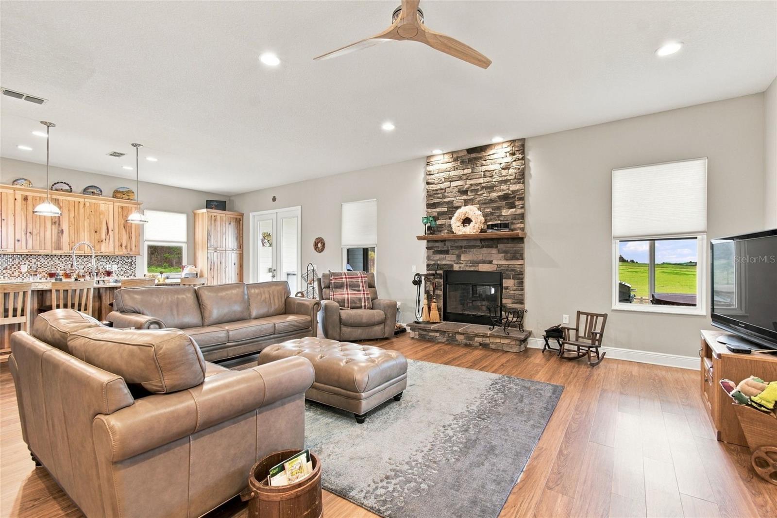 16705 HILLTOP HORIZONS PL — photo 23