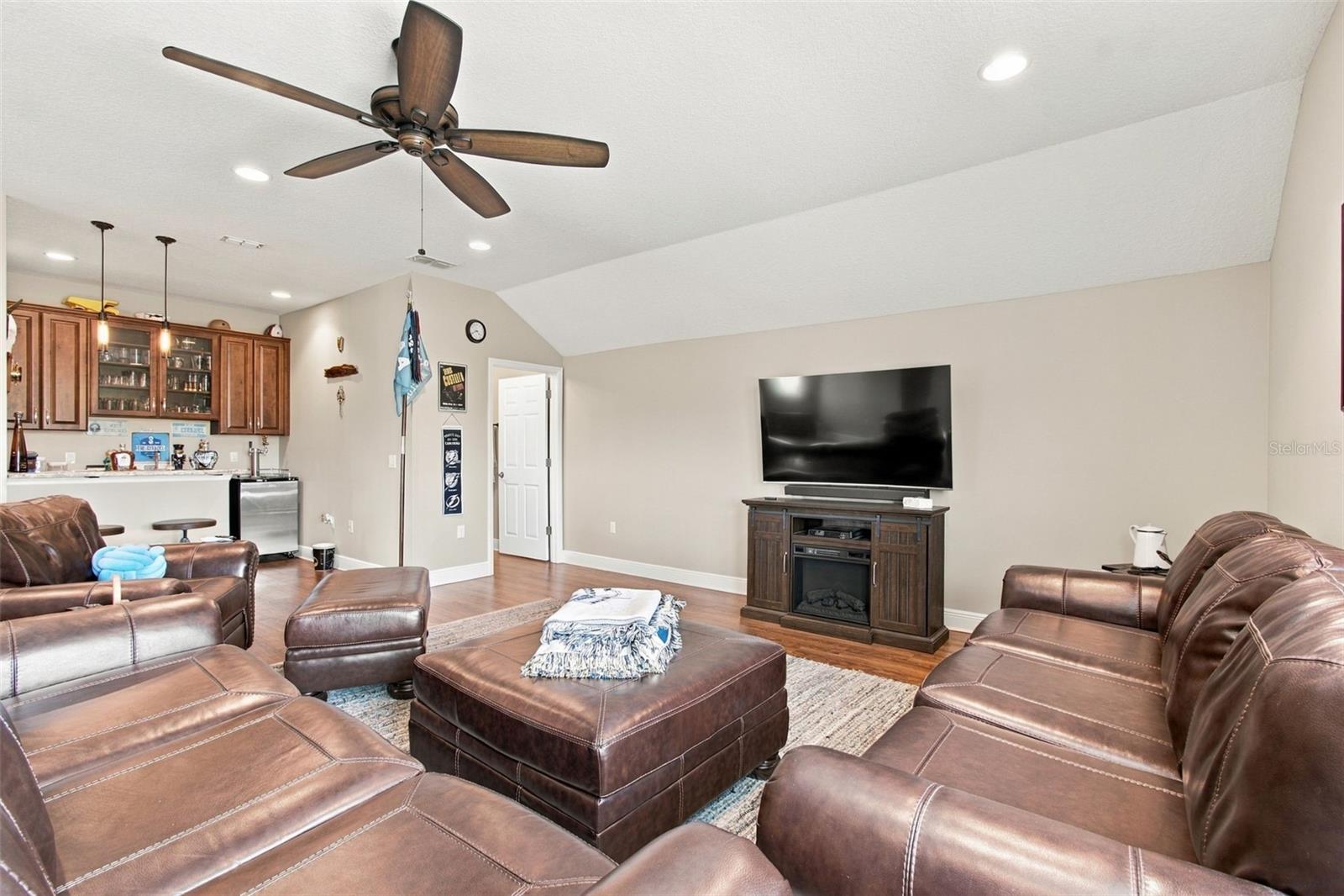 16705 HILLTOP HORIZONS PL — photo 26