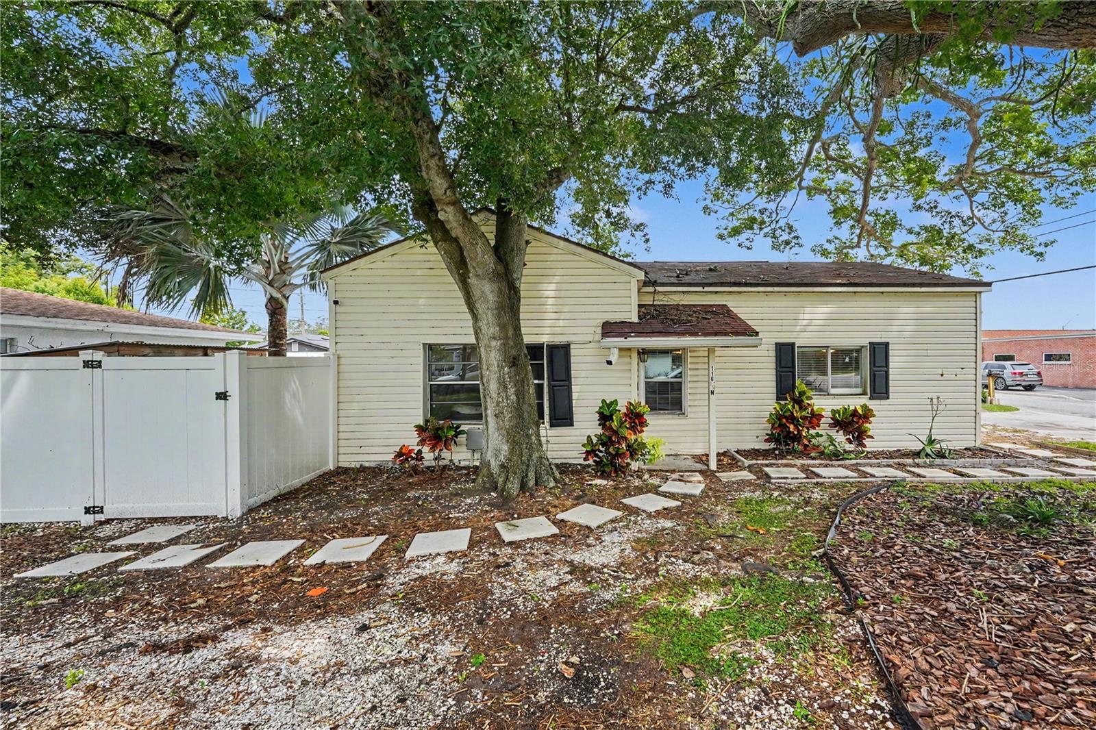 116 N DUNCAN AVE — photo 3