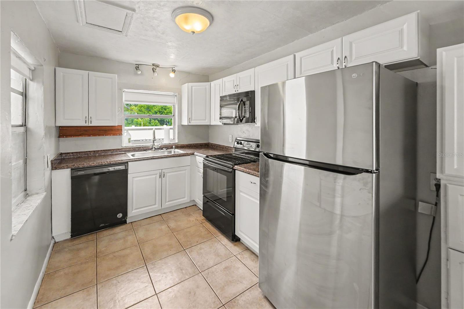 116 N DUNCAN AVE — photo 11