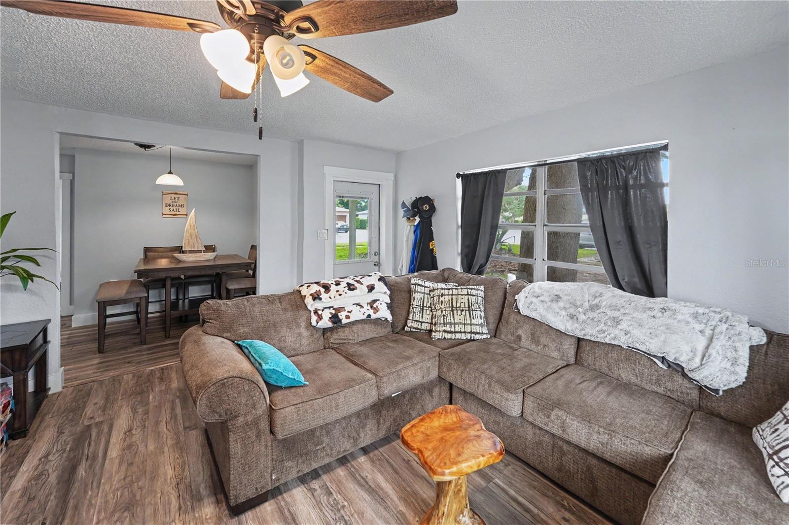 116 N DUNCAN AVE — photo 22