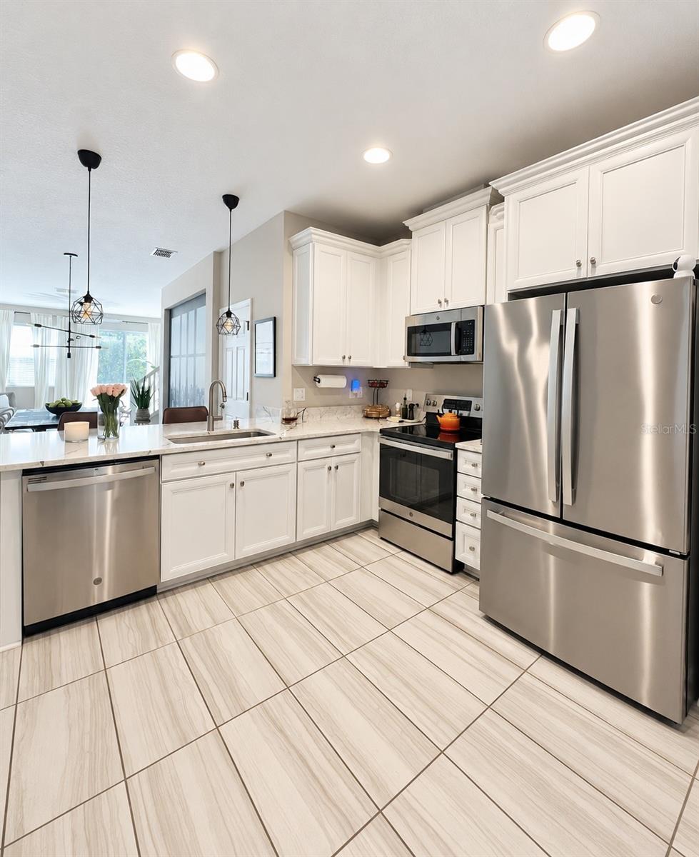 2429 FOGGY CREEK CIR — photo 5