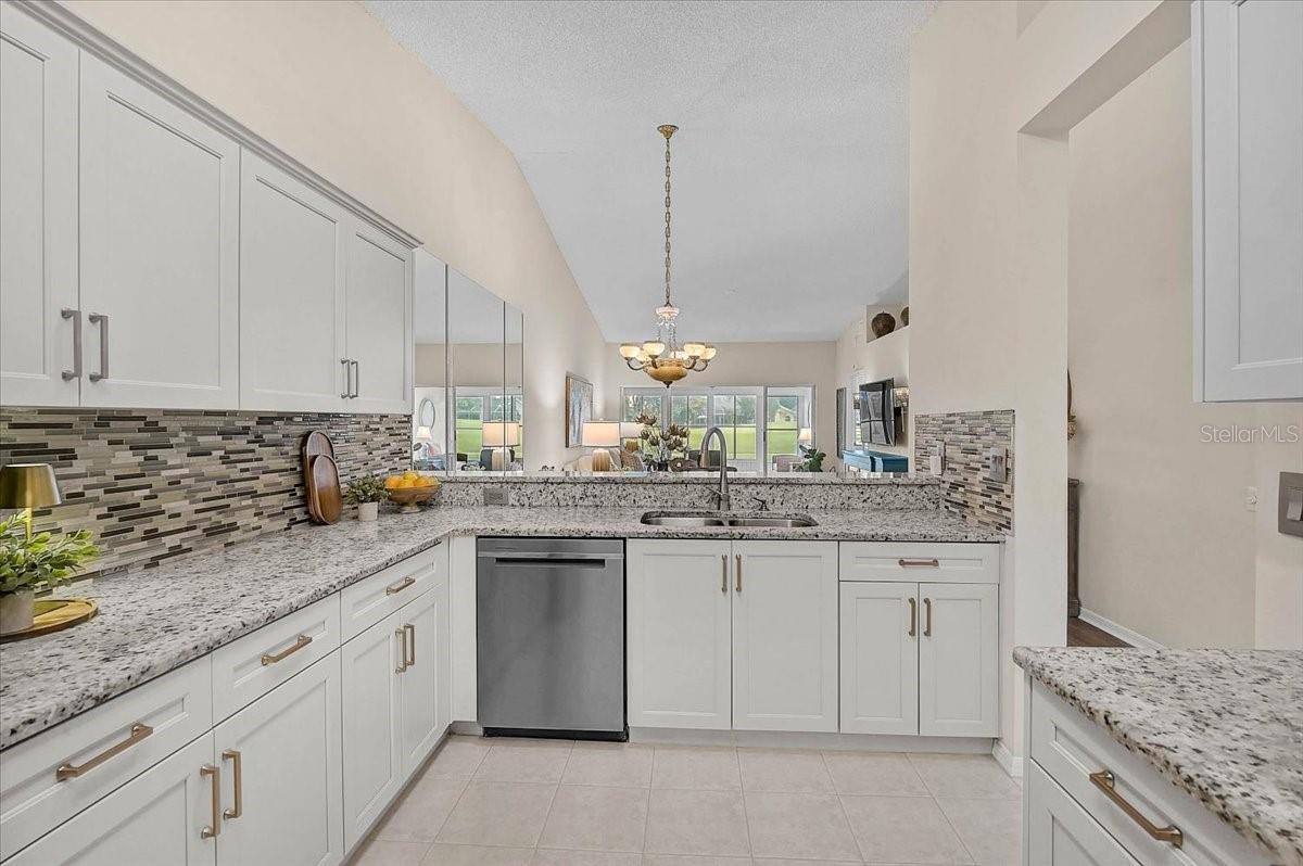 4238 CADDIE DR E — photo 7