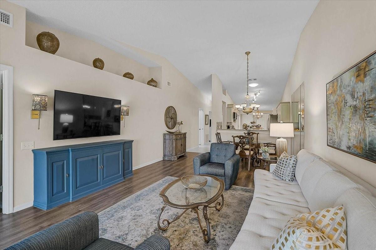 4238 CADDIE DR E — photo 14