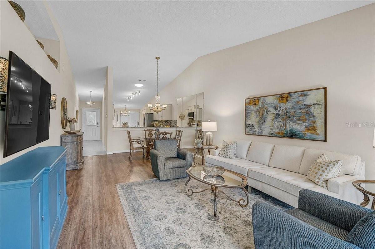 4238 CADDIE DR E — photo 12