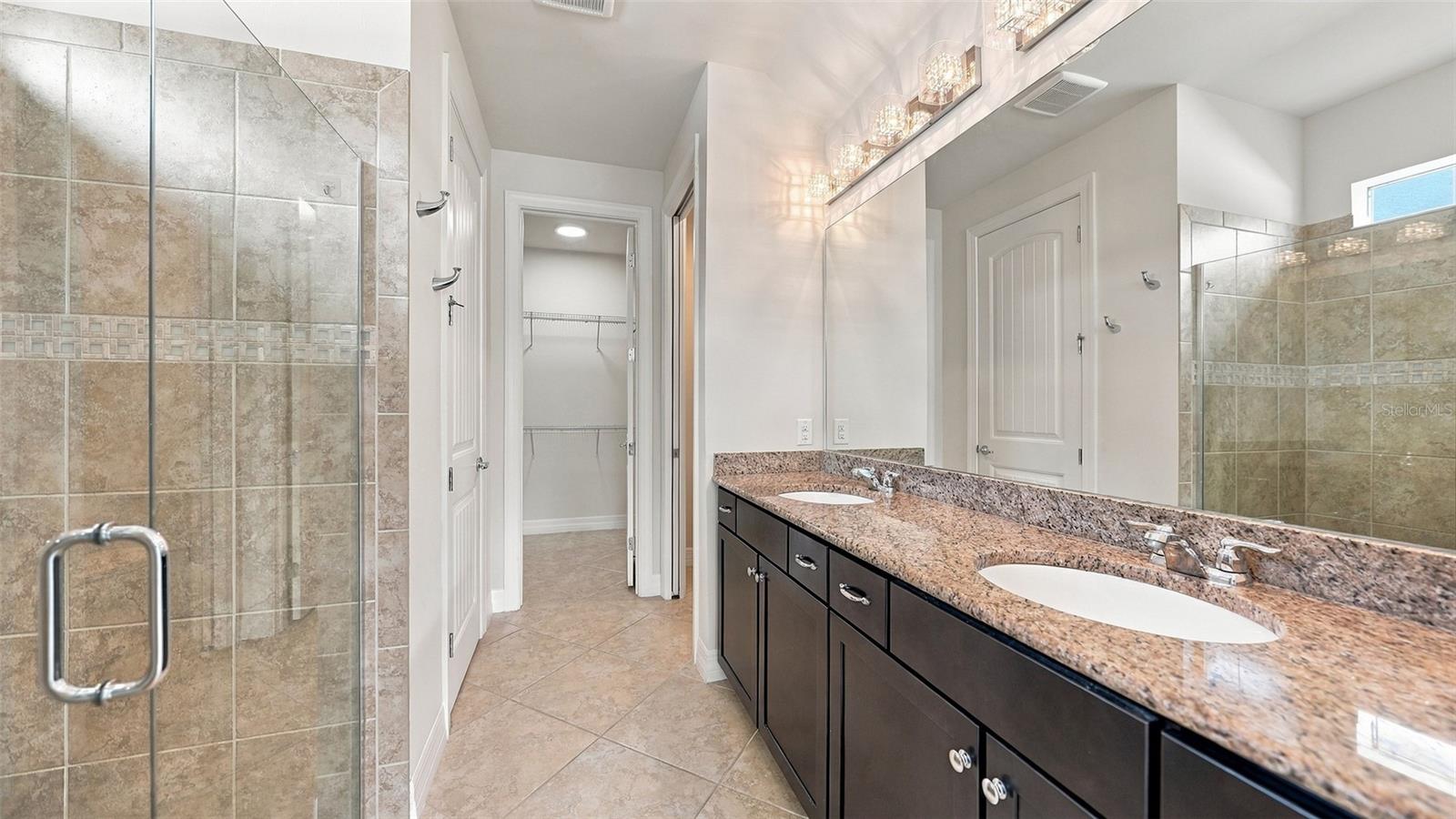 2571 SHERMAN OAK DR — photo 32