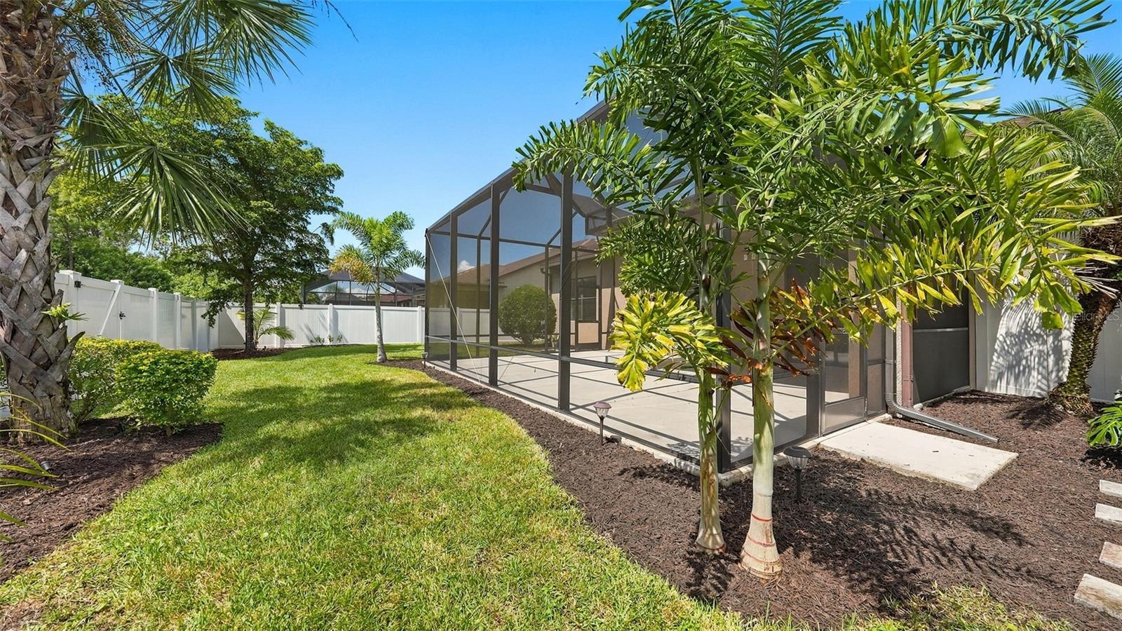 2571 SHERMAN OAK DR — photo 65