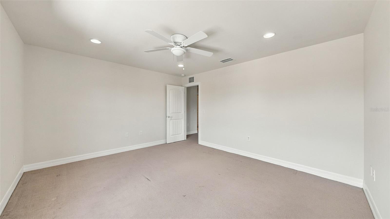 2571 SHERMAN OAK DR — photo 44