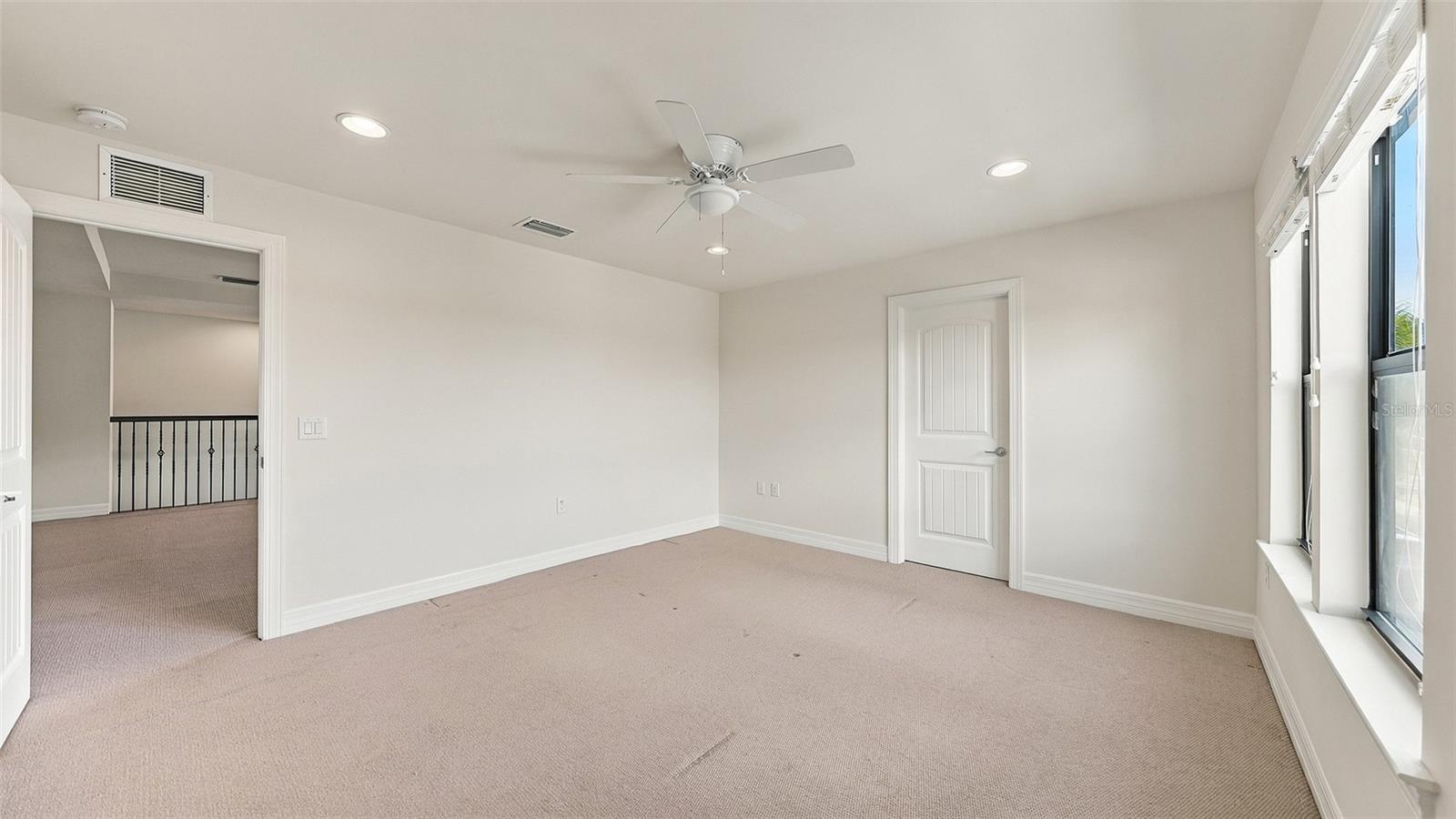 2571 SHERMAN OAK DR — photo 43