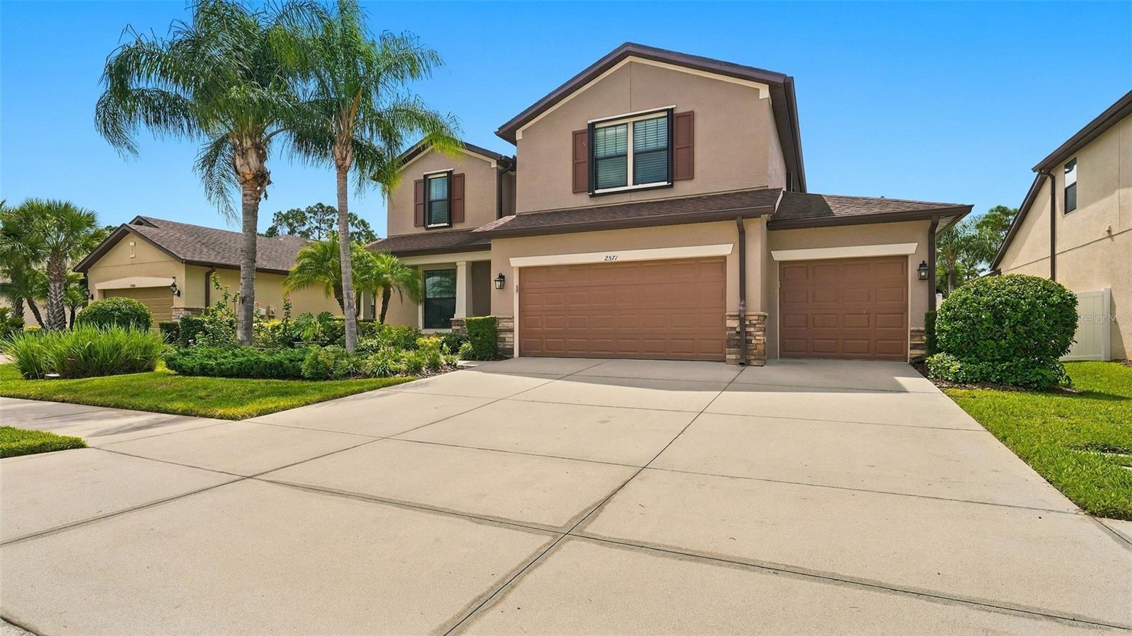 2571 SHERMAN OAK DR — photo 3