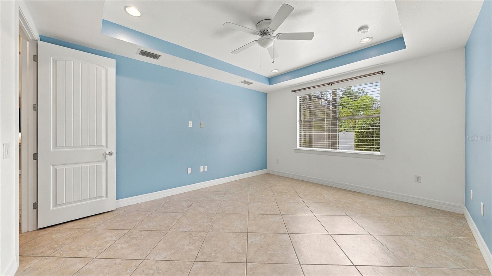 2571 SHERMAN OAK DR — photo 31