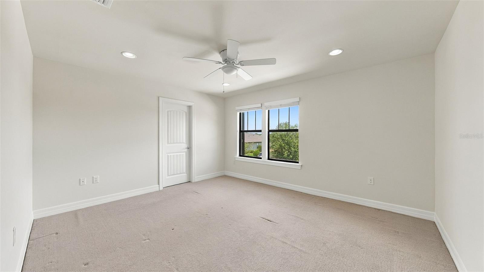 2571 SHERMAN OAK DR — photo 42