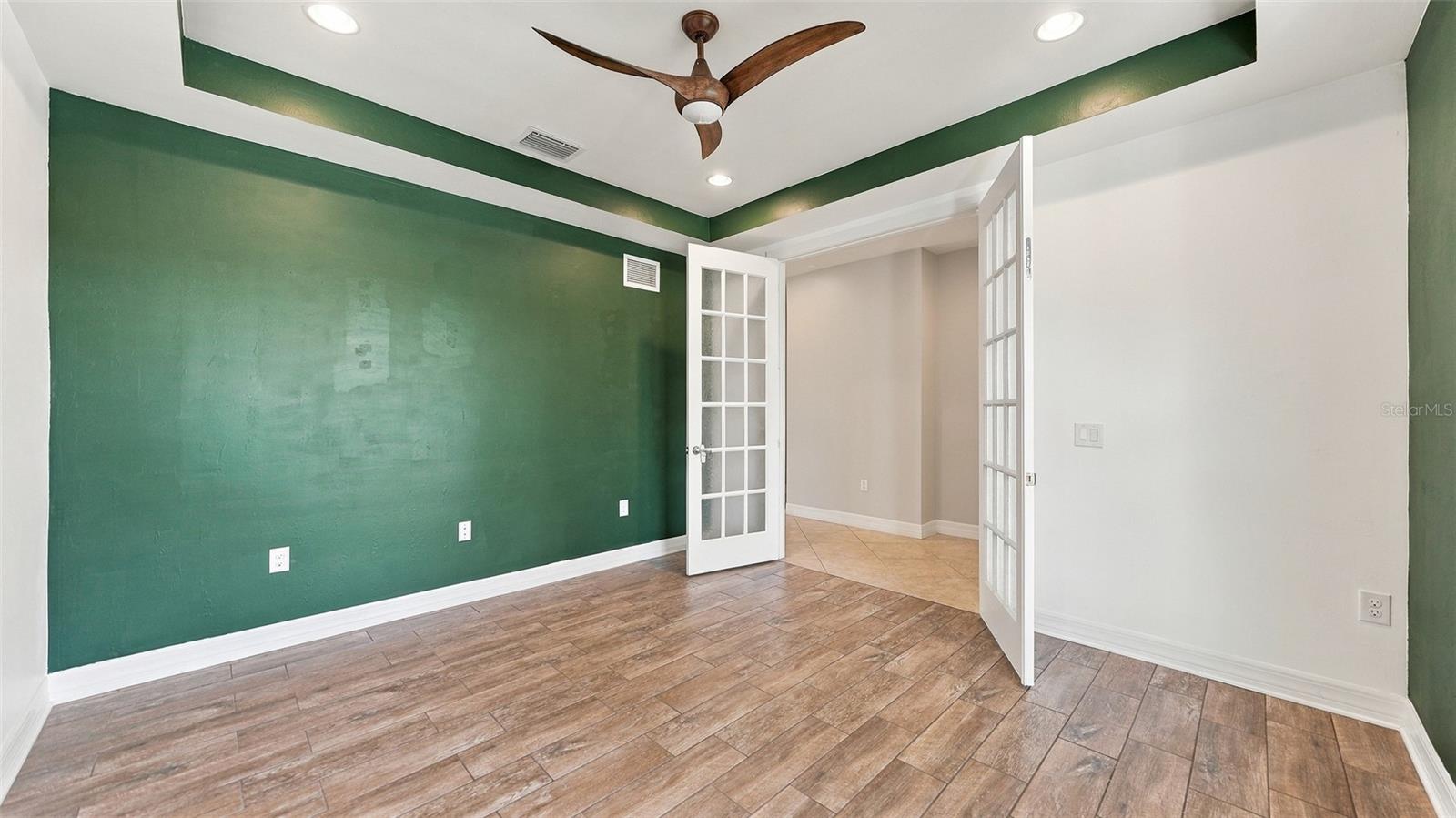 2571 SHERMAN OAK DR — photo 23