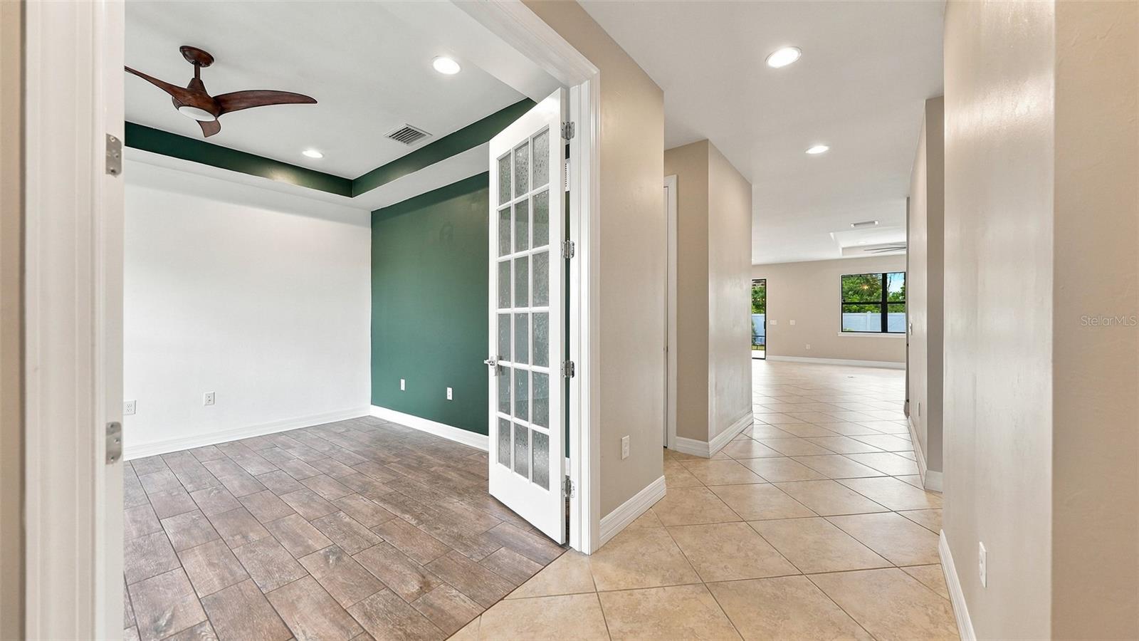 2571 SHERMAN OAK DR — photo 21