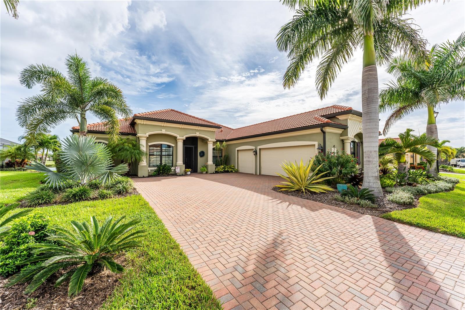 10733 TARFLOWER DR — photo 46