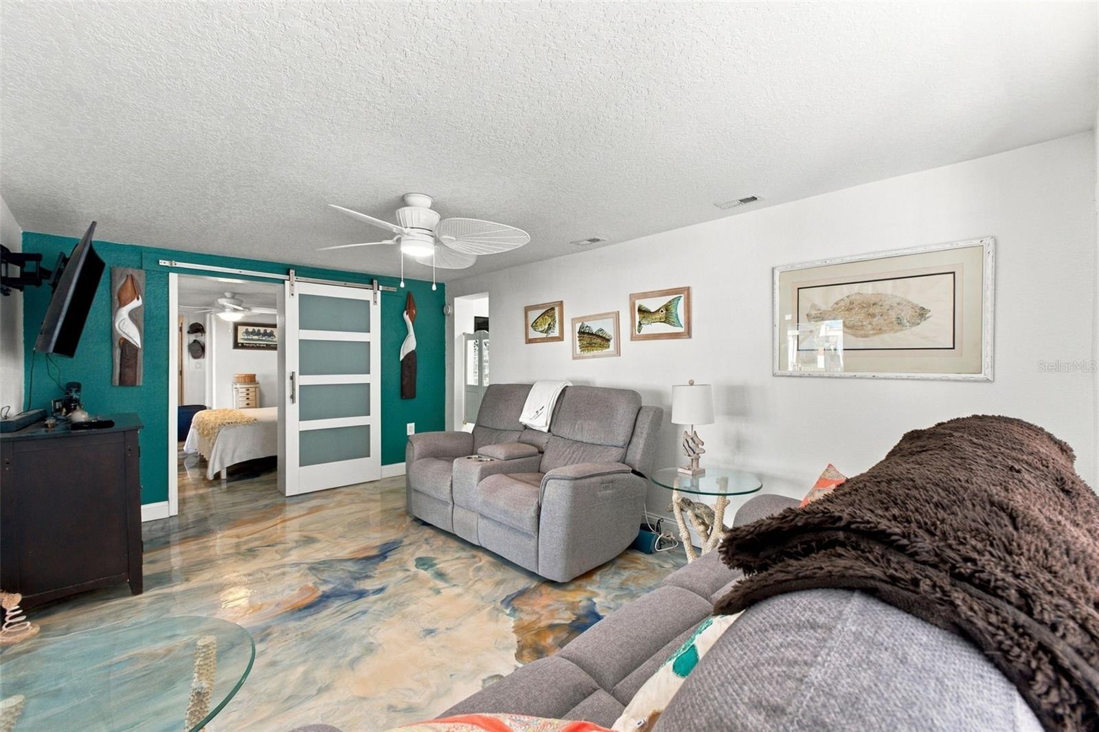 13736 JUDY AVE — photo 4