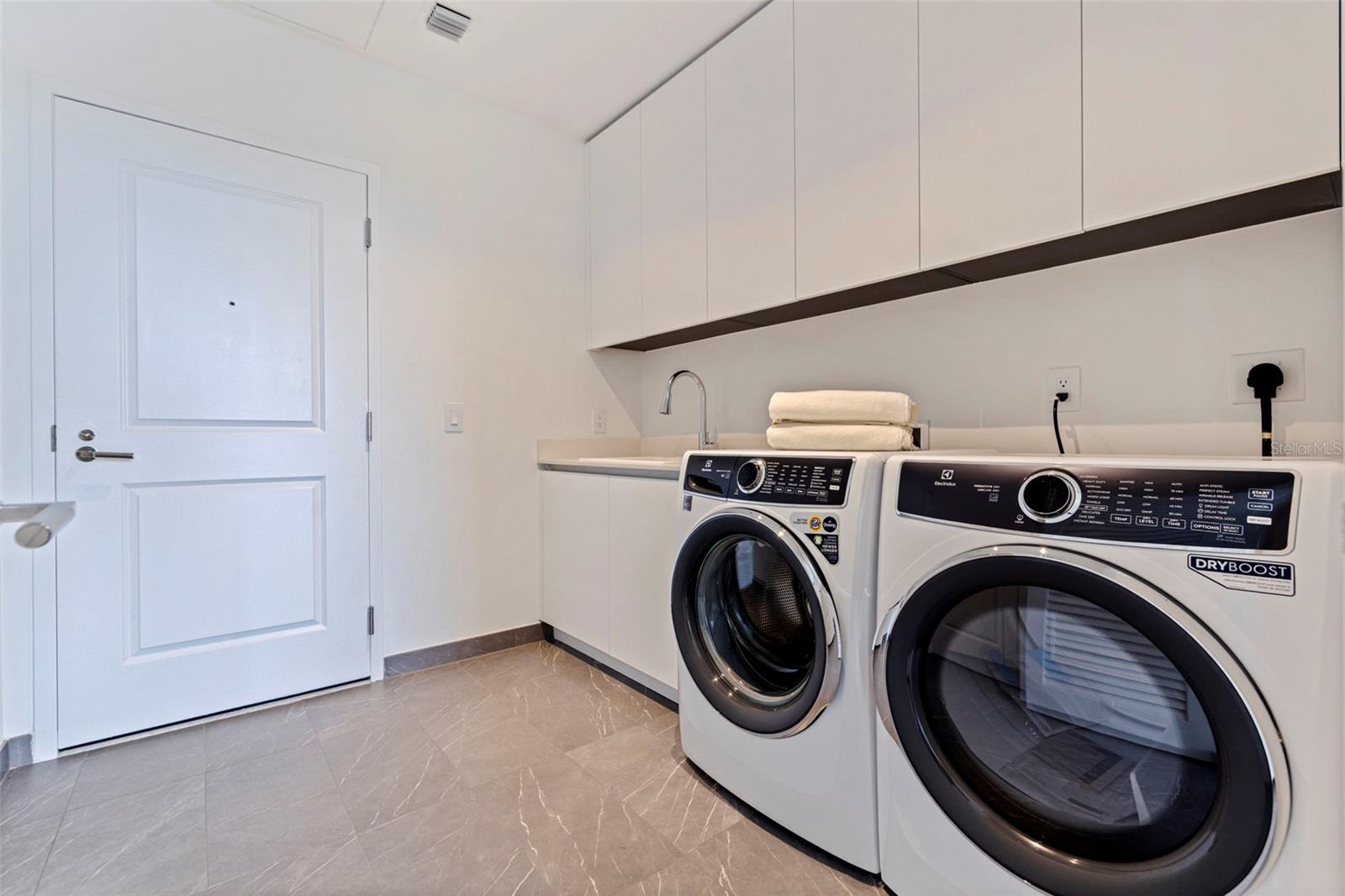 3015 S YSABELLA AVE #2401 — photo 47