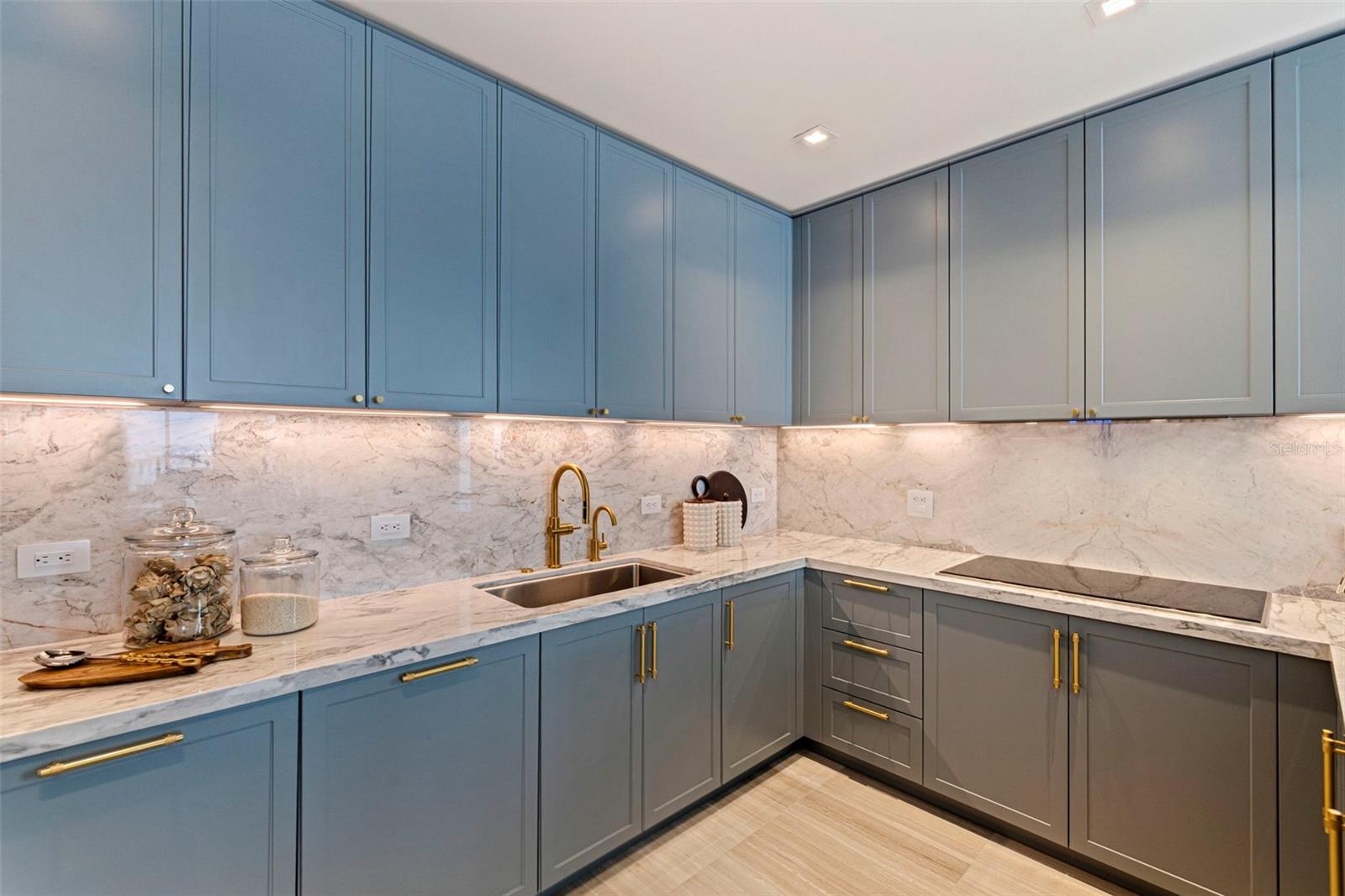 3015 S YSABELLA AVE #2401 — photo 15