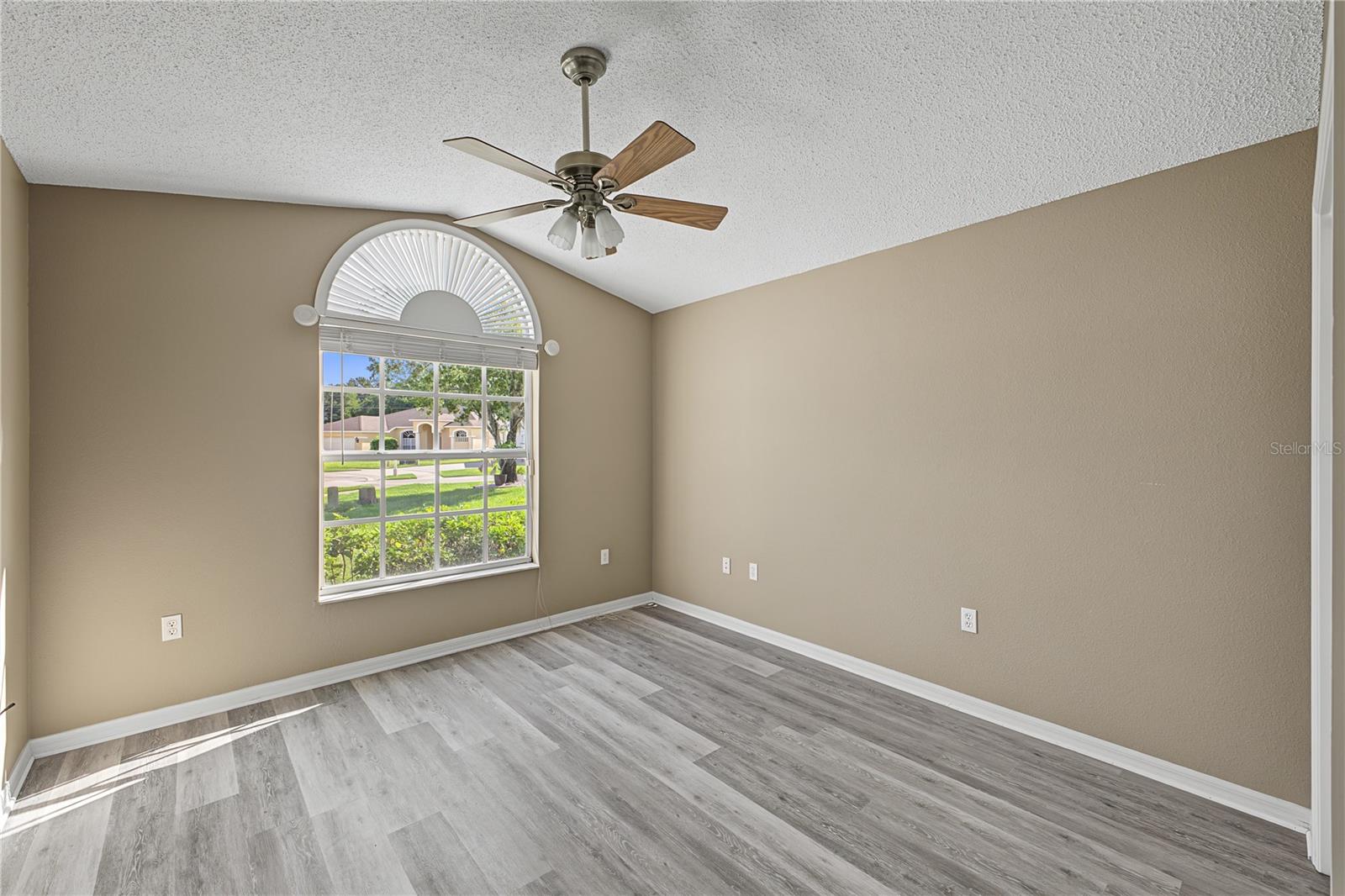 7205 JULIAN ST — photo 22