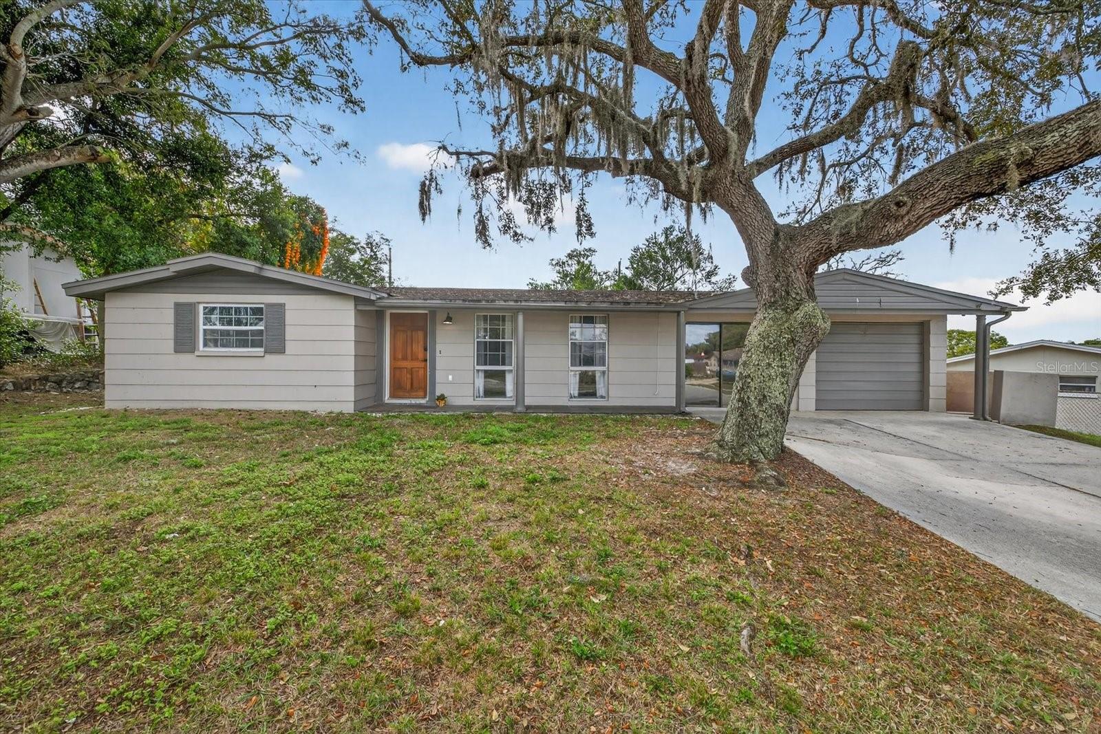 5404 FRONT DR — photo 2