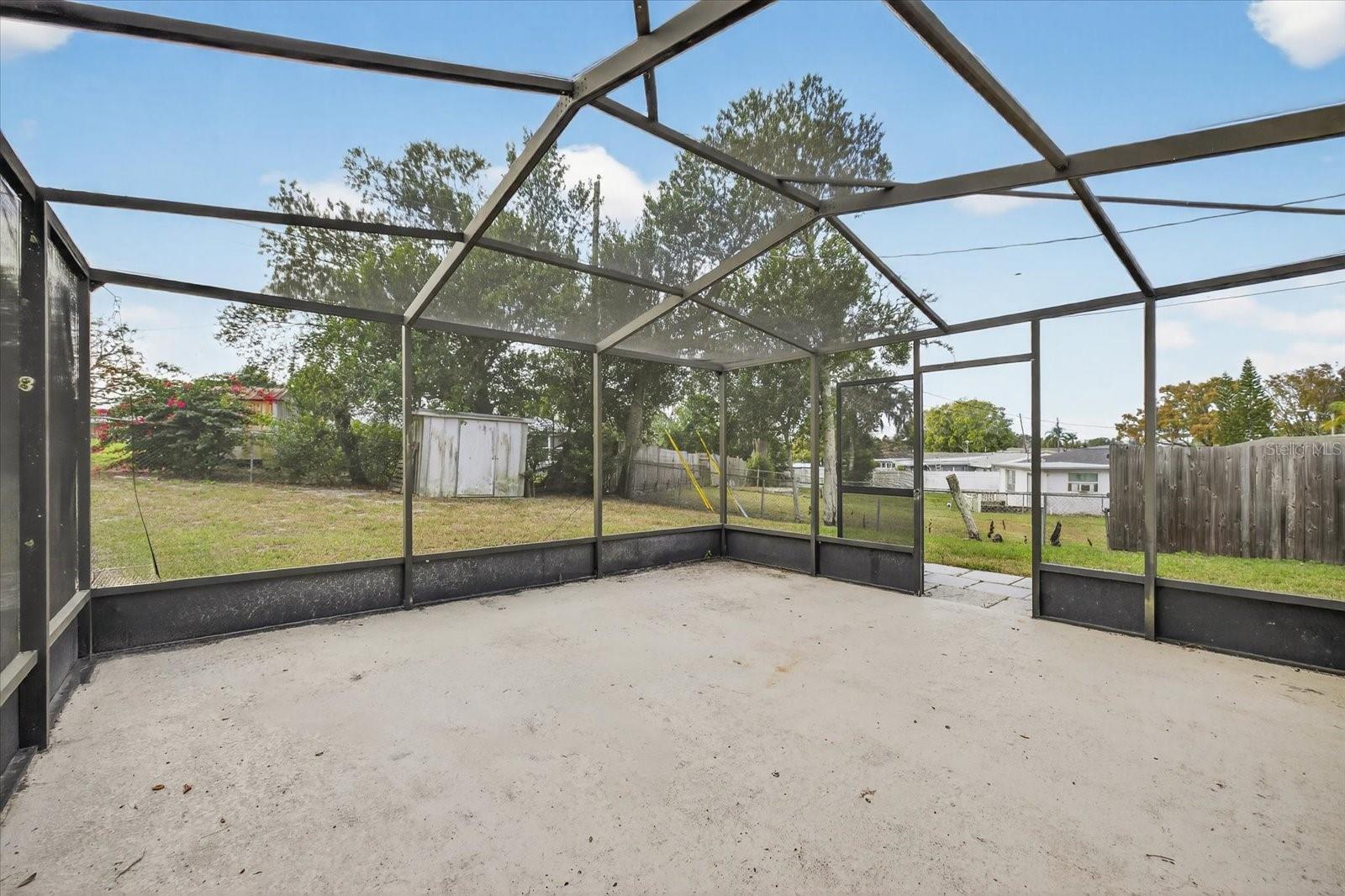 5404 FRONT DR — photo 34