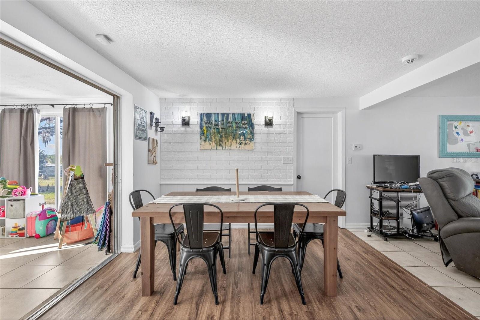 5404 FRONT DR — photo 16