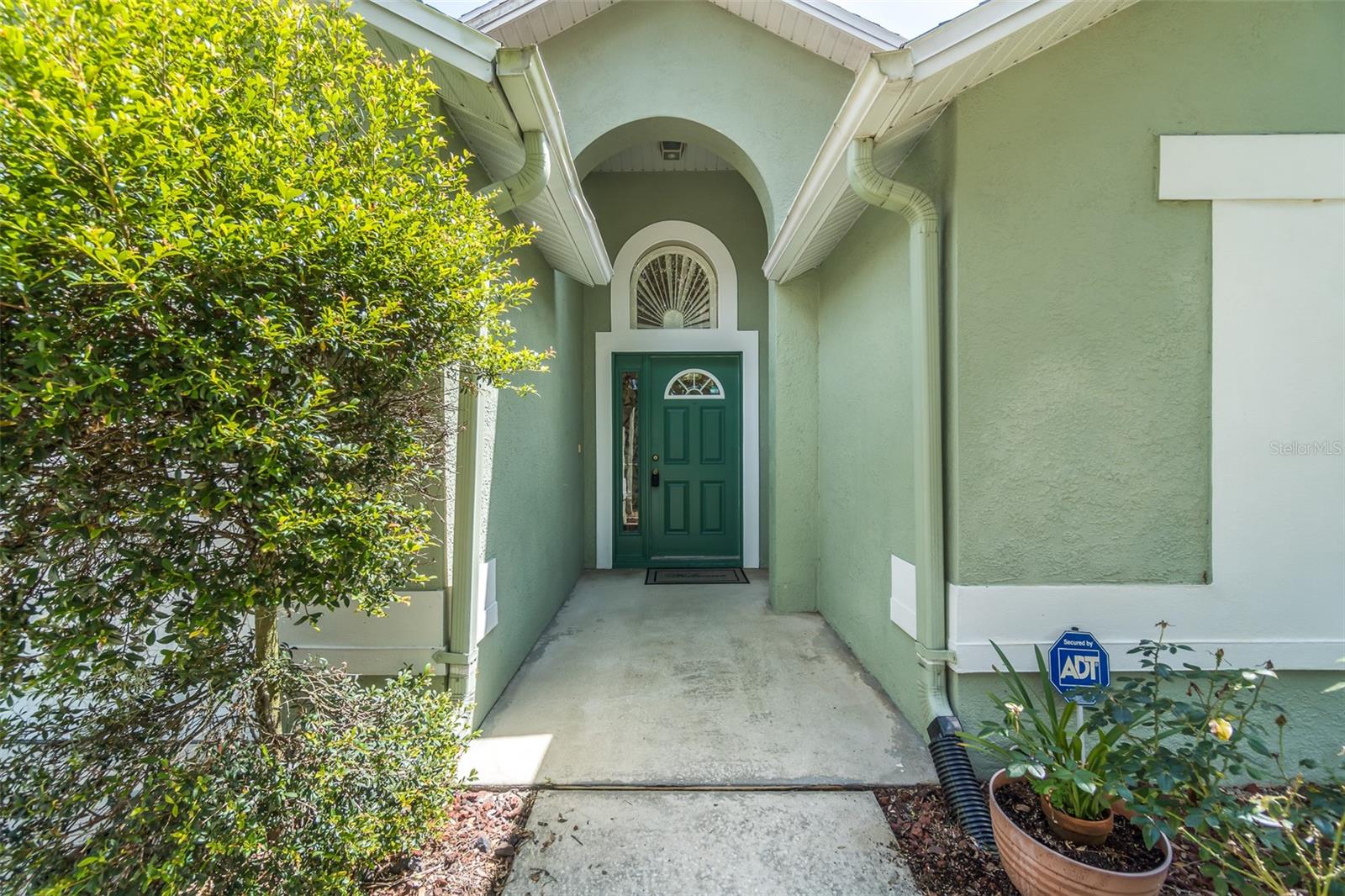 6918 JAMESTOWN MANOR DR — photo 4