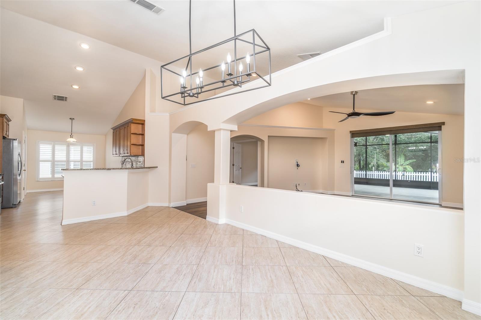 6918 JAMESTOWN MANOR DR — photo 19