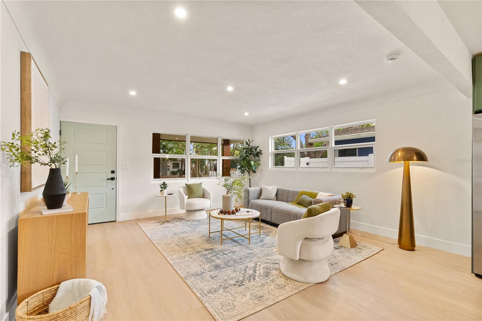 7042 DARTMOUTH AVE N — photo 4