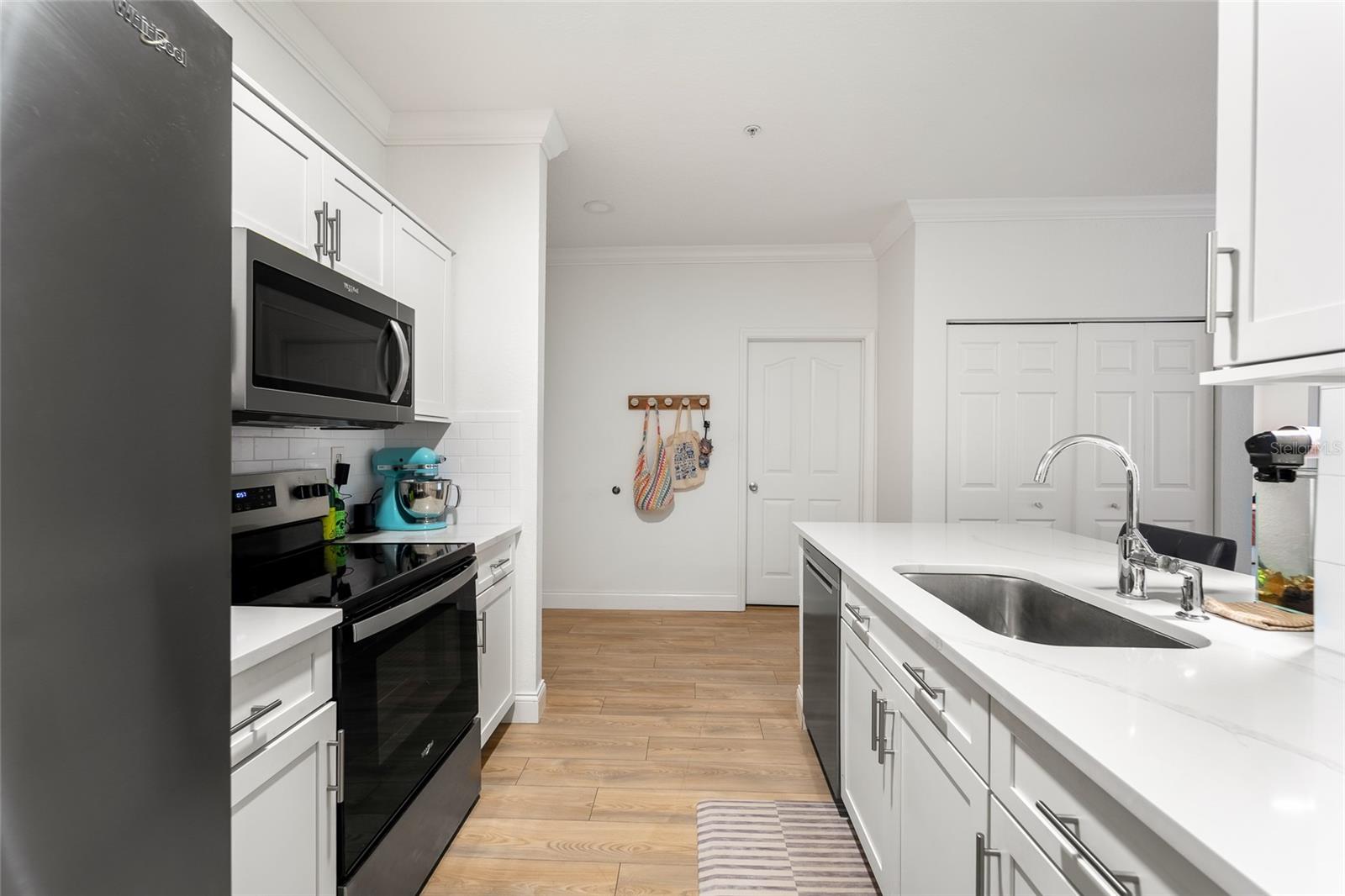5000 CULBREATH KEY WAY #1-118 — photo 4