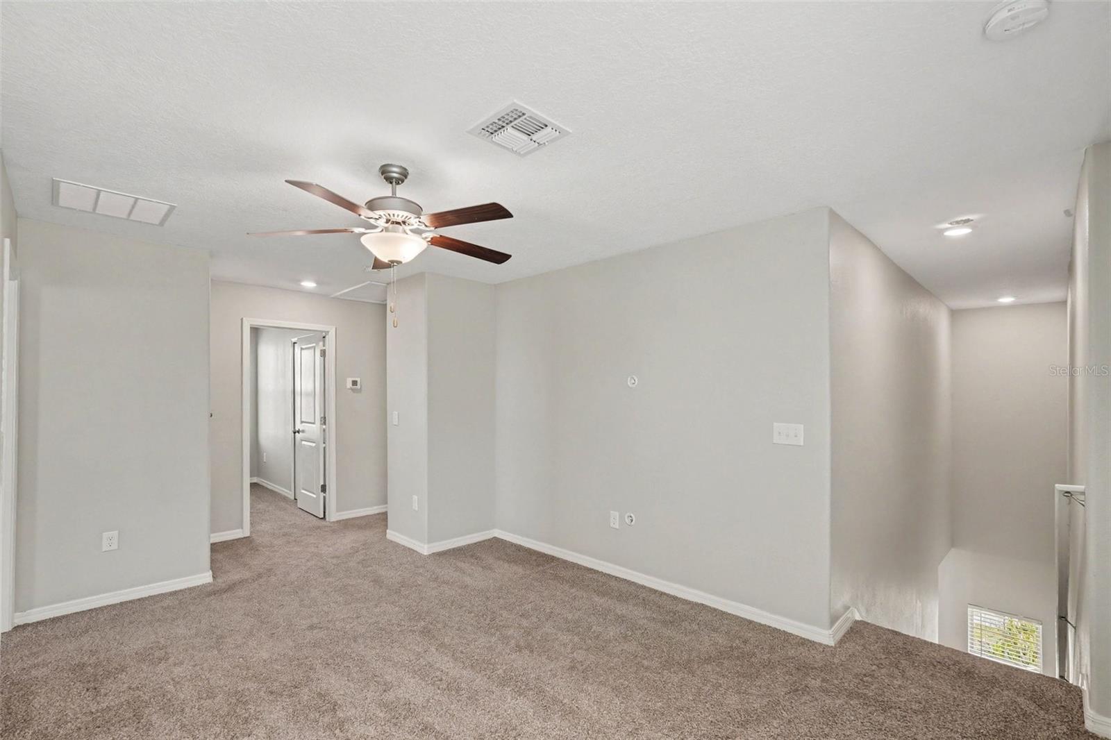 15535 MILLER CREEK DR — photo 9