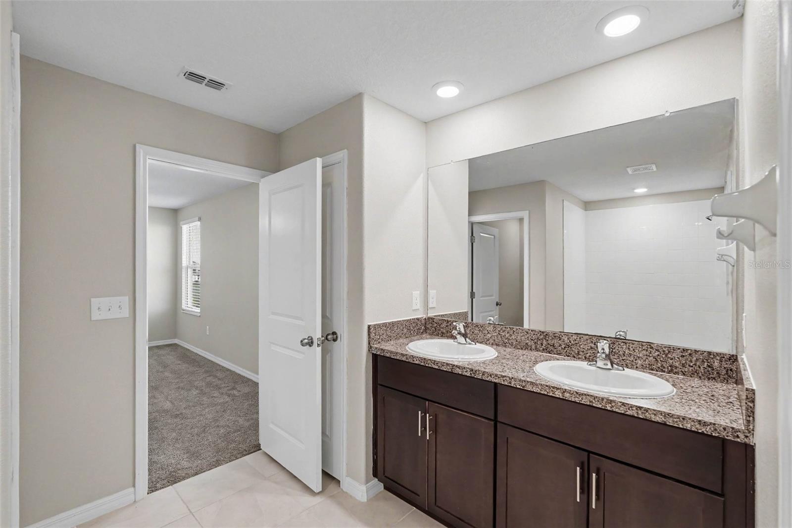 15535 MILLER CREEK DR — photo 13