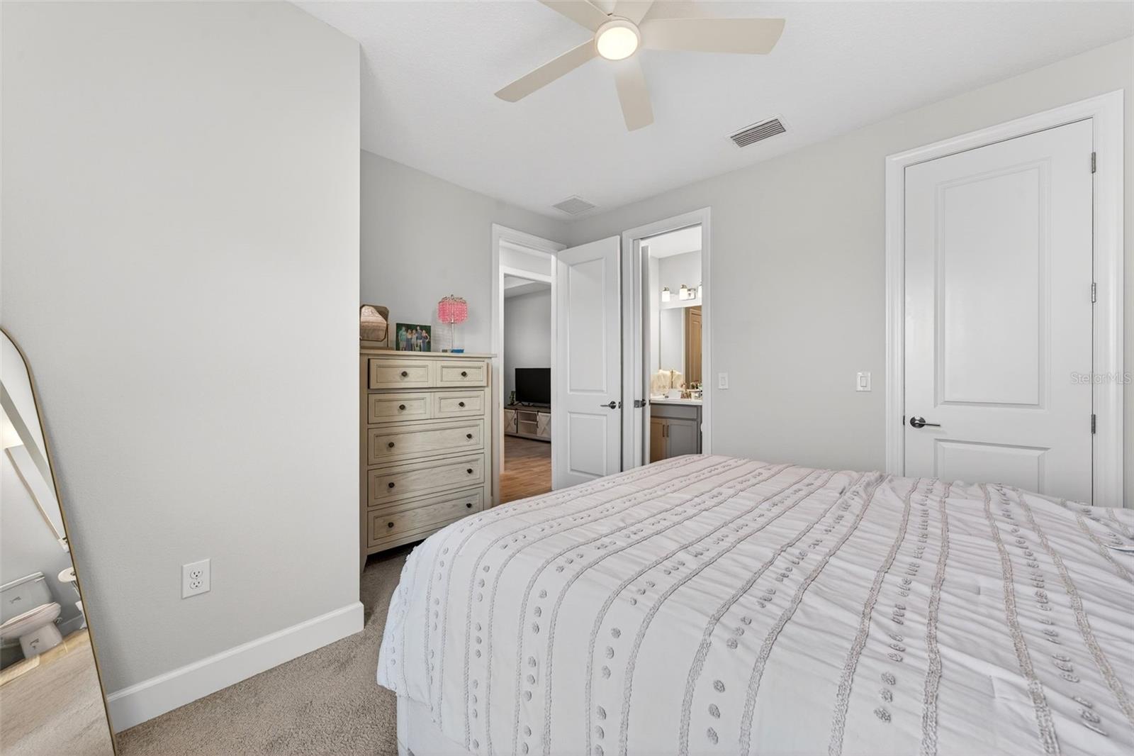 3021 VENETO CT — photo 37