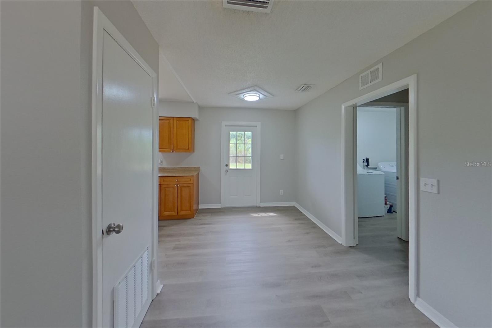 Home in LARGO — photo 4