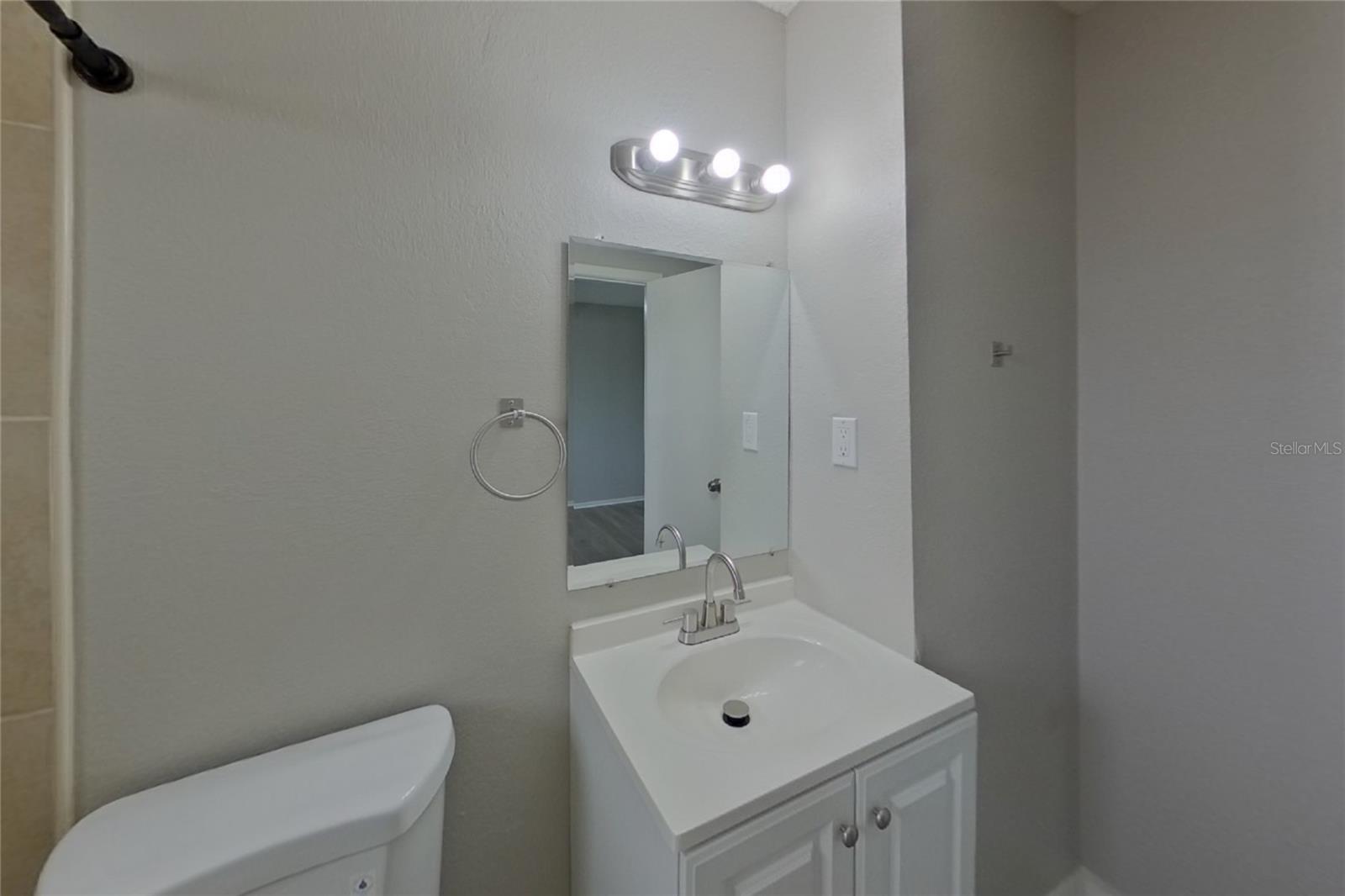 Home in LARGO — photo 7