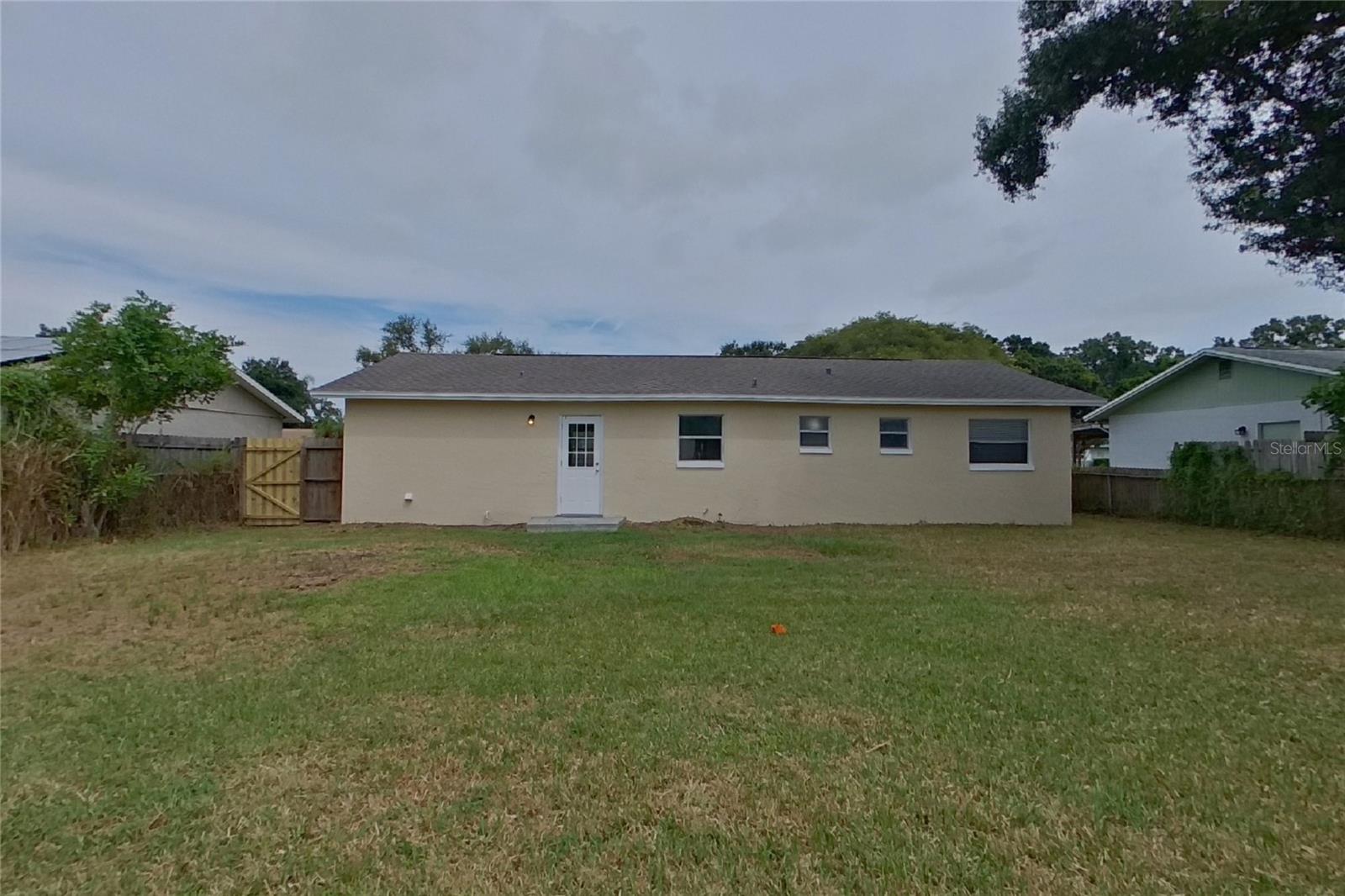 Home in LARGO — photo 16