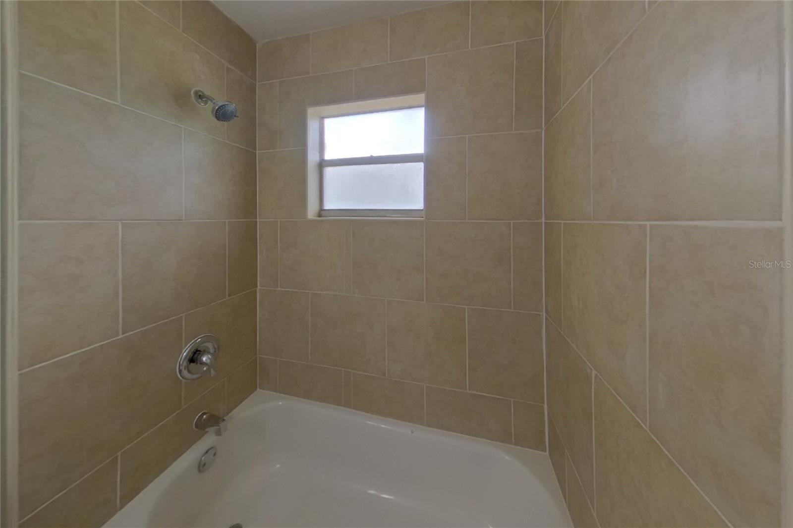 Home in LARGO — photo 15