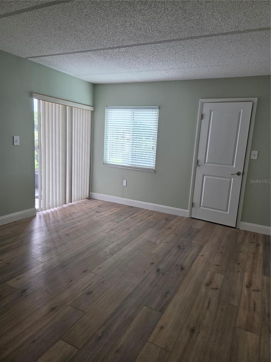 235 CYPRESS LN #235 — photo 8