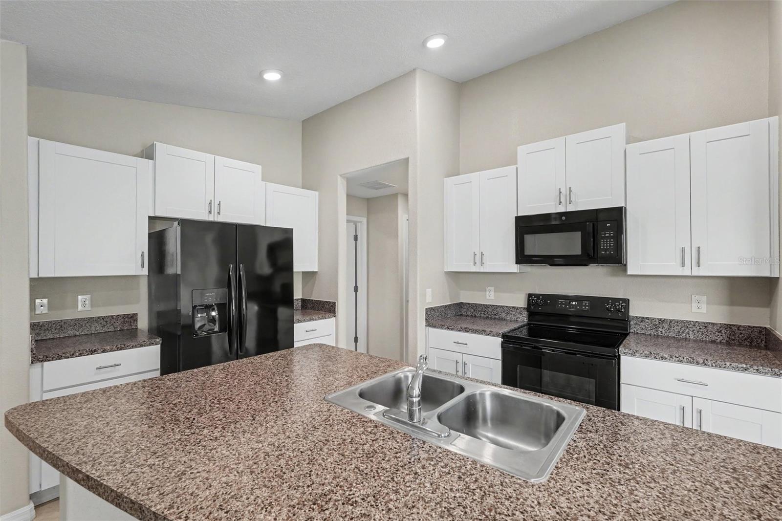 7109 KING CREEK DR — photo 5