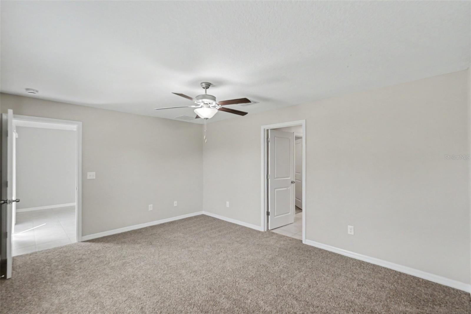 7109 KING CREEK DR — photo 8