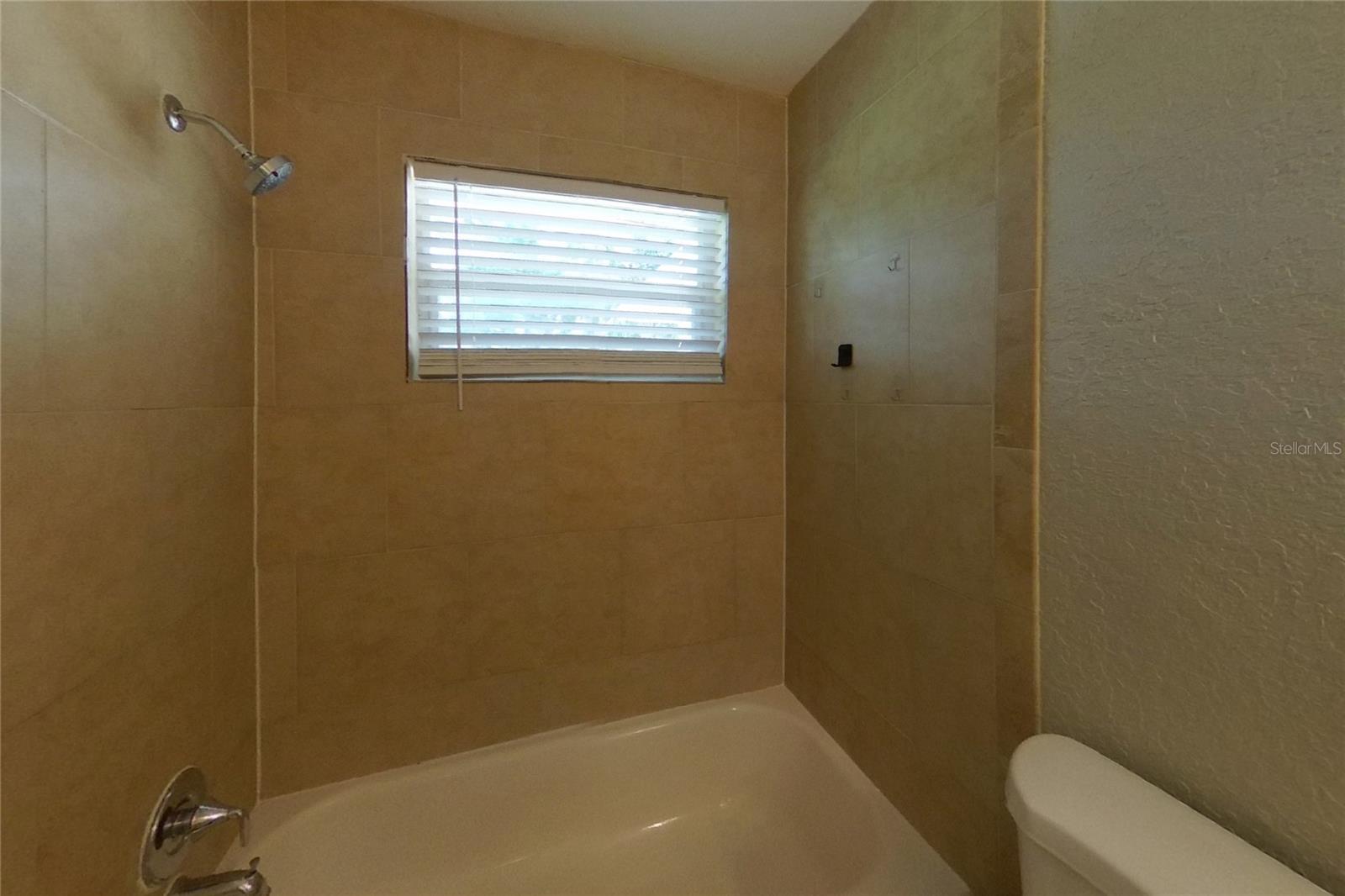 Home in LARGO — photo 15